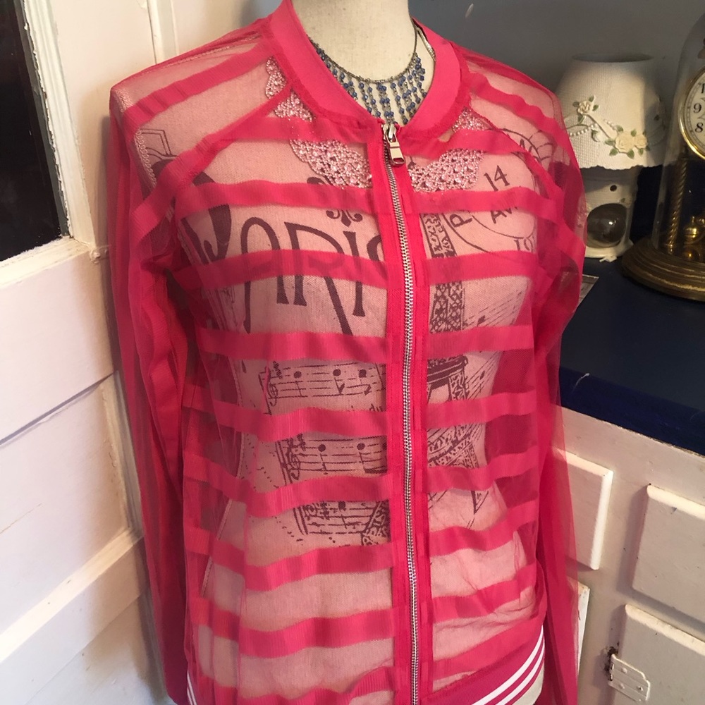 Alexandra New sheer jacket/top small Ptp 20"